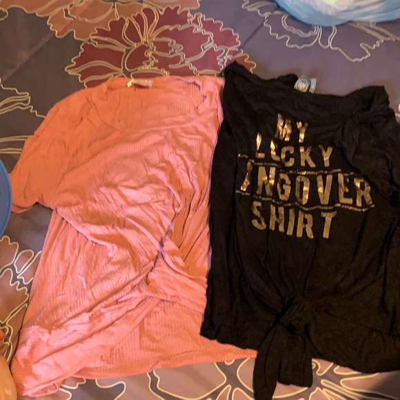SOLD! Crop top set - Picture 1 of 4